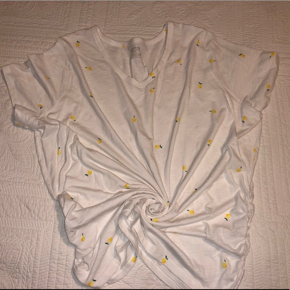 Lane Bryant Tops - LANE BRYANT Lemon Graphic Tee / Ruched Side
